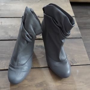 High heel boots